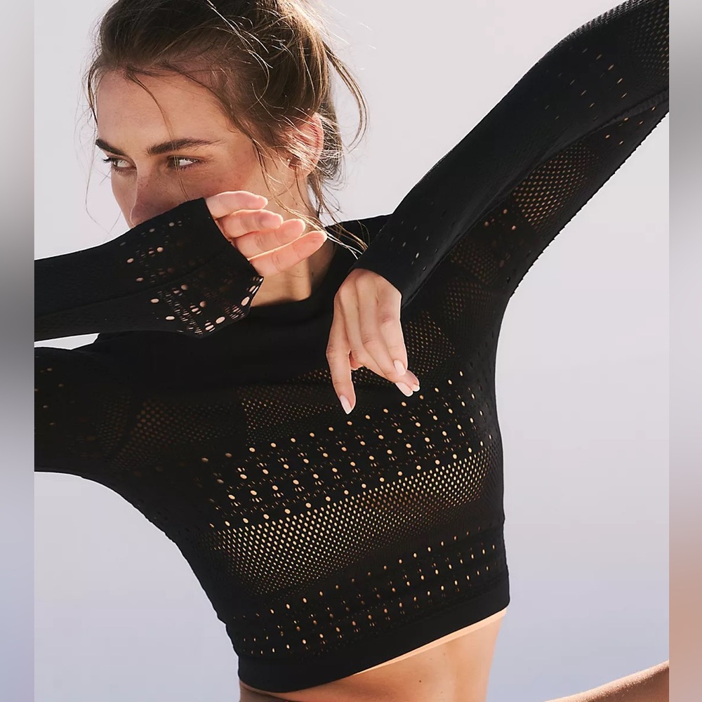 Free People Movement Clear Skies Cropped M